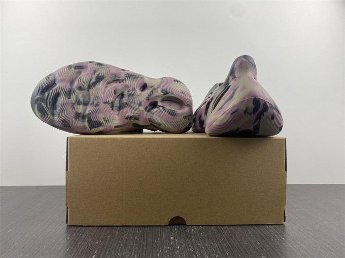 a*d*i*s Y**zy foam rnr mx carbon lg9562