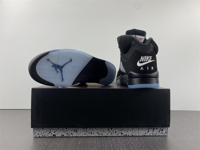 air jordan 5 retro black metallic (2016) - 845035-003