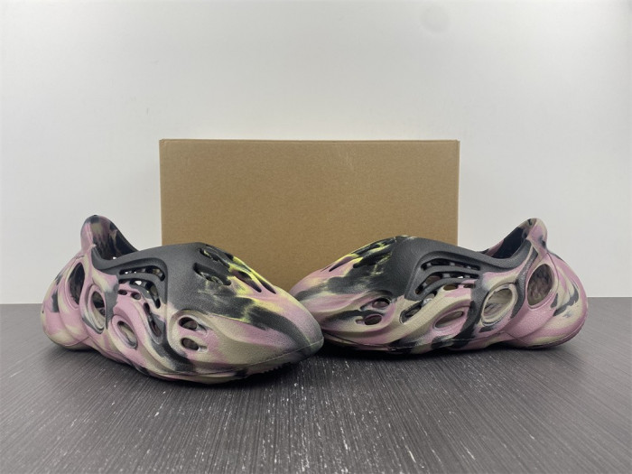 a*d*i*s Y**zy foam rnr mx carbon lg9562