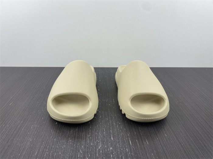 a*d*i*s Y**zy slides