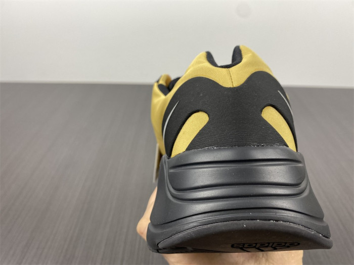 a*d*i*s Y**zy boost 700 mnvn honey flux - gz0717