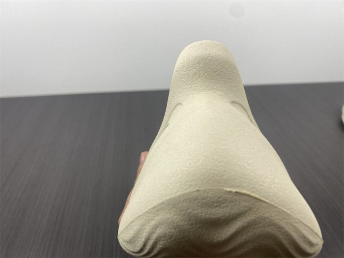 a*d*i*s Y**zy foam rnnr sand fy4567