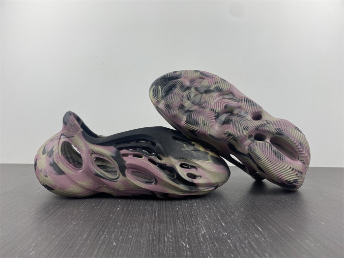 a*d*i*s Y**zy foam rnr mx carbon lg9562