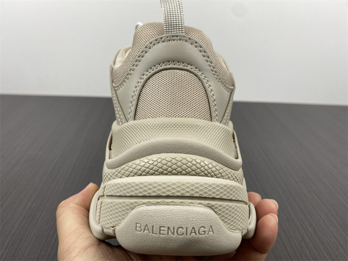 blcg sneaker triple.s.gomma 536737 w2fw1 9700