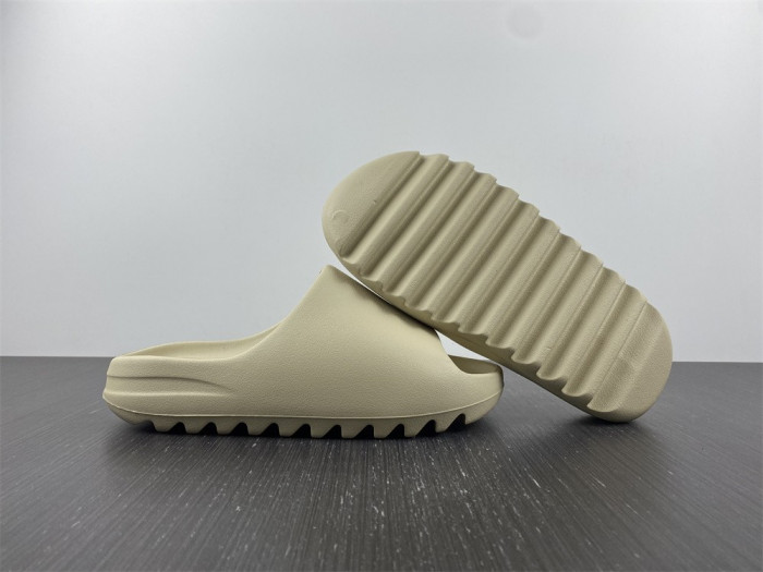 a*d*i*s Y**zy slides