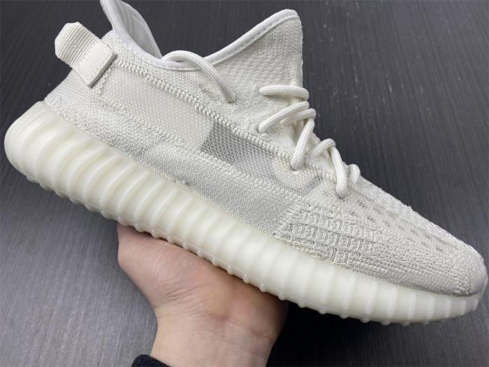 a*d*i*s Y**zy boost 350 v2 hq6316