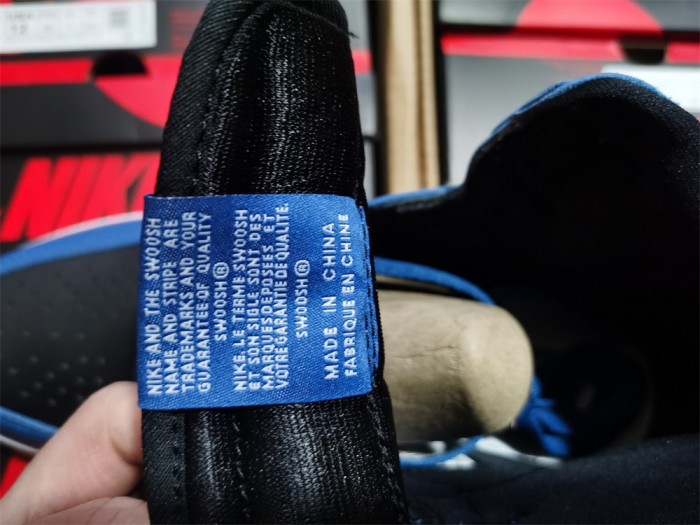 air jordan 1 retro high og dark marina blue 555088-404