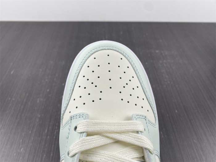 nike dunk low barely green (w) dd1503-104