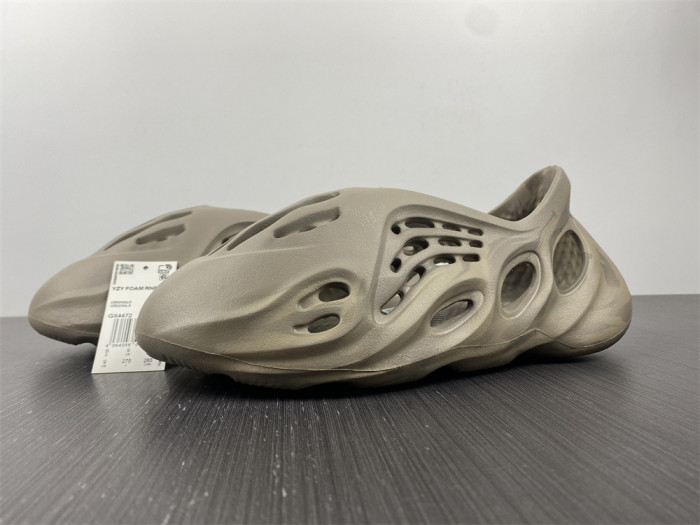 a*d*i*s Y**zy foam rnnr stone sage - gx4472