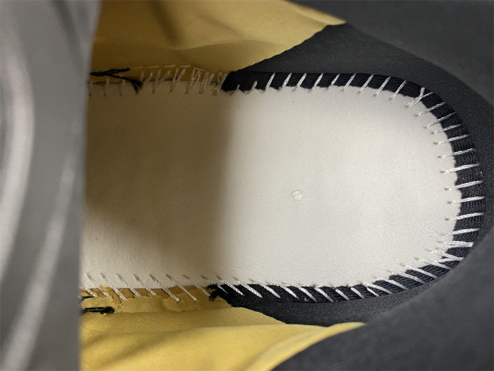 a*d*i*s Y**zy boost 700 mnvn honey flux - gz0717