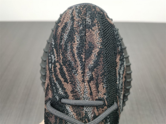 a*d*i*s Y**zy boost 350 v2 mx rock gw3774