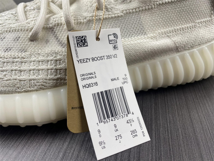 a*d*i*s Y**zy boost 350 v2 hq6316