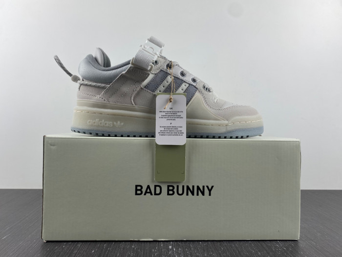 bad bunny x forum buckle low 