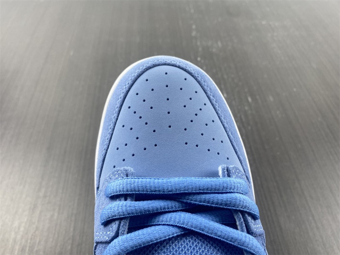 nike sb dunk low valour blue team maroon dq4040-400