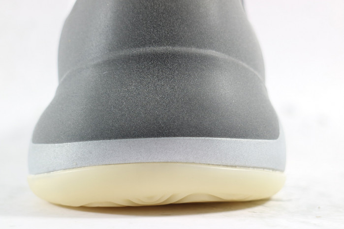 a*d*i*s yzy qntm (lifestyle model) q46473