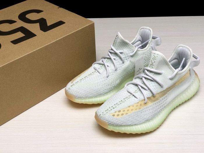 a*d*i*s Y**zy boost 350 v2 hyperspace eg7491