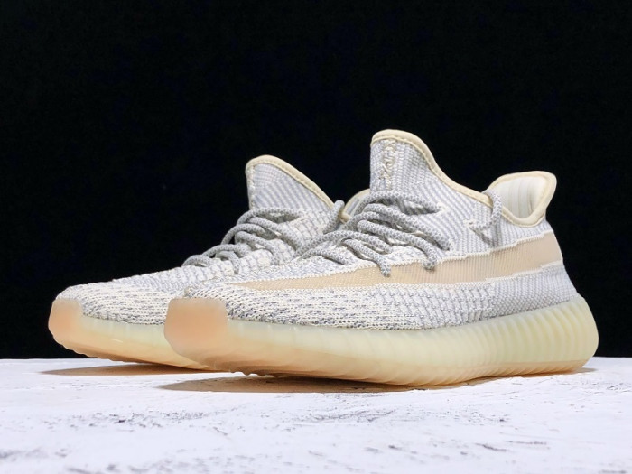 a*d*i*s Y**zy boost 350 v2 lundmark (non reflective) fu9161