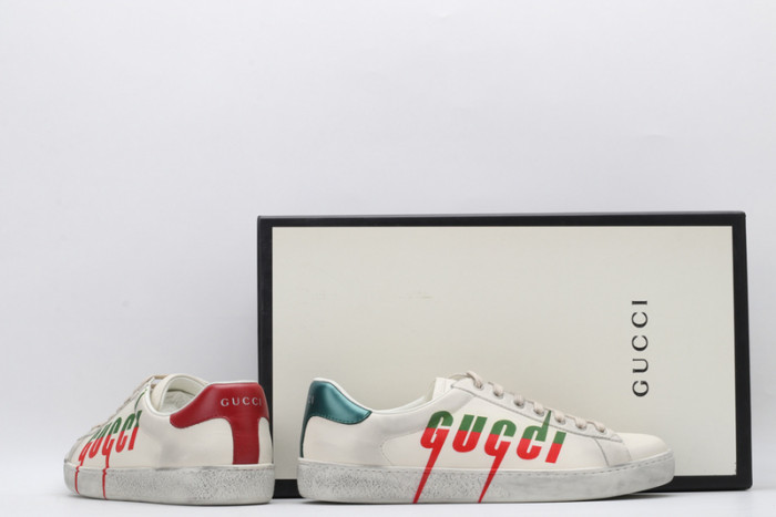 G*u*i ace embroidered low-top sneaker 576137 a38v0 9090