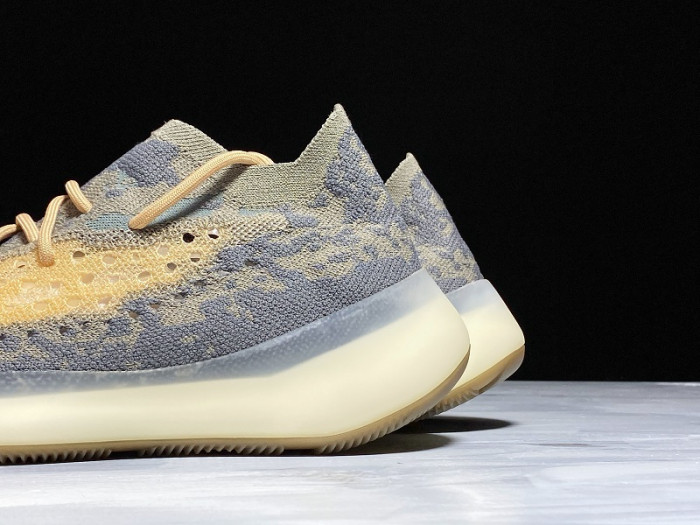 a*d*i*s Y**zy boost 380 mist earthly reflective fx9846