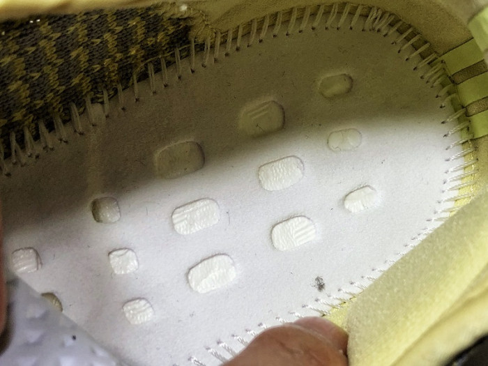 a*d*i*s Y**zy boost 350 v2 antlia (non-reflective) fv3250