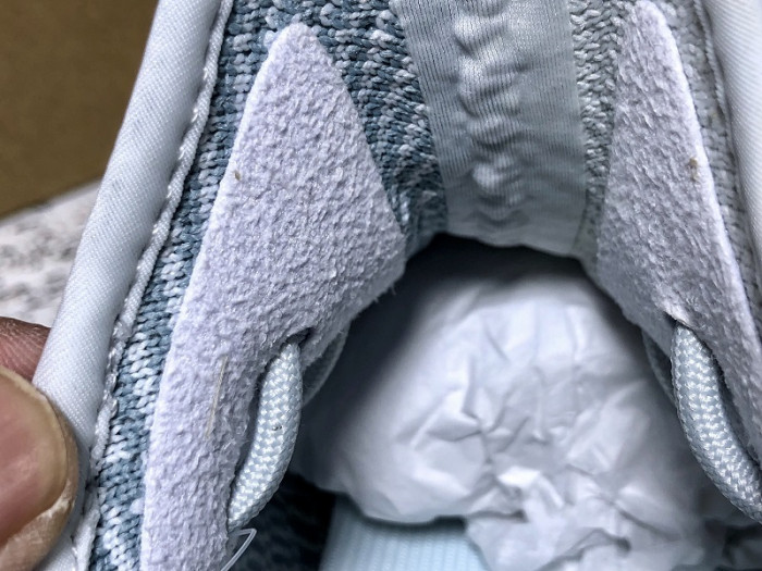 a*d*i*s Y**zy boost 350 v2 cloud white (non-reflective) fw3043