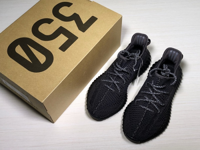 a*d*i*s mens Y**zy boost 350 v2 black fu9006