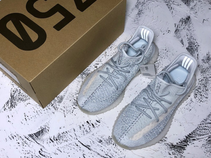 a*d*i*s Y**zy boost 350 v2 cloud white (reflective) fw5317