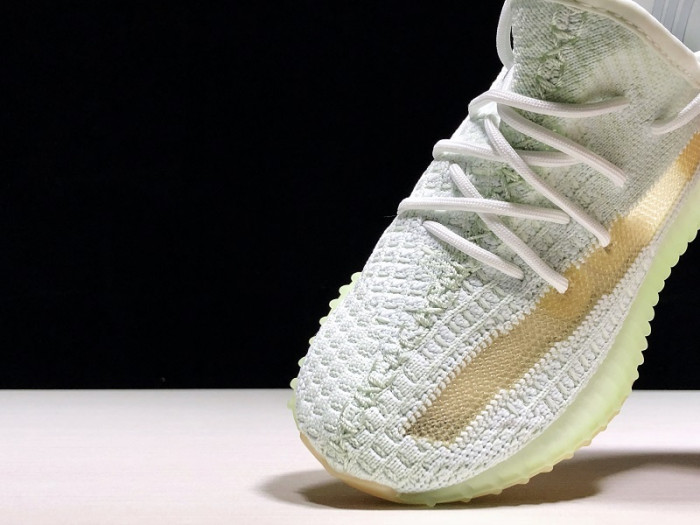 a*d*i*s Y**zy boost 350 v2 hyperspace eg7491 kids