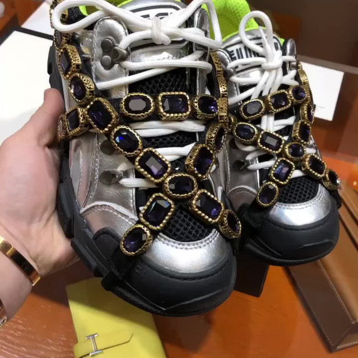 G*u*i sneaker