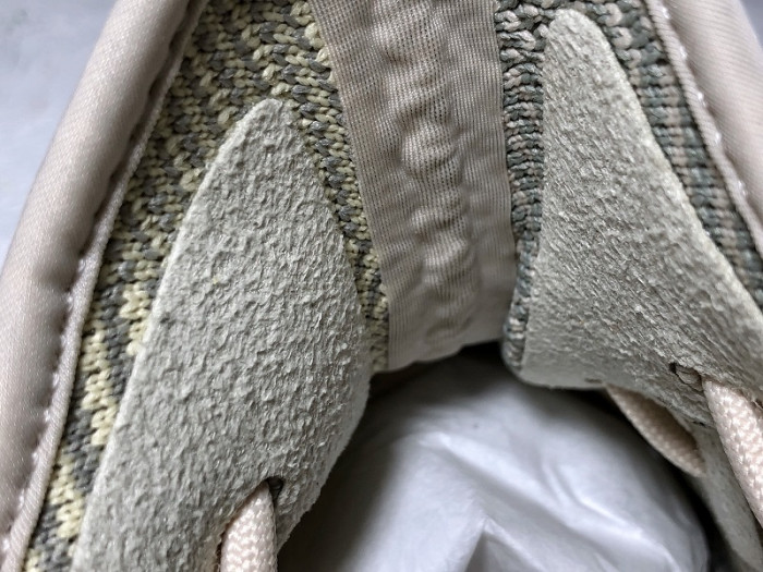 a*d*i*s Y**zy boost 350 v2 citrin (non-reflective) fw3042