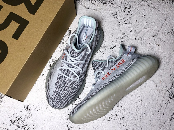 a*d*i*s Y**zy boost 350 v2 blue tint b37571