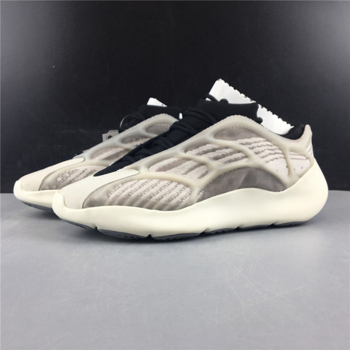 a*d*i*s Y**zy foam runner Y**zy boost 700 v3 ”ef9897