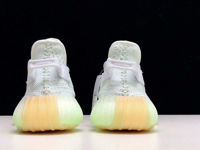 a*d*i*s Y**zy boost 350 v2 hyperspace eg7491