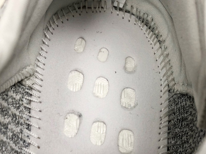 a*d*i*s Y**zy boost 350 v2 static reflective ef2367