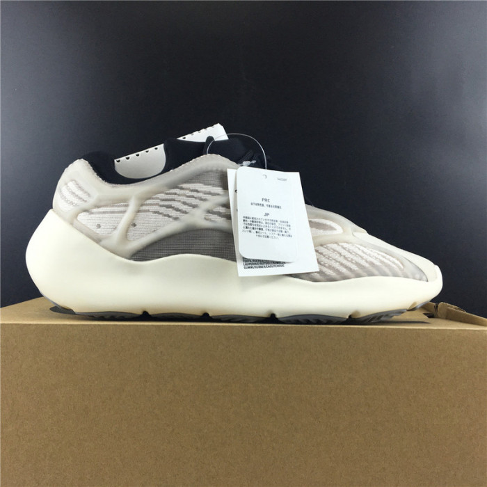 a*d*i*s Y**zy foam runner Y**zy boost 700 v3 ”ef9897