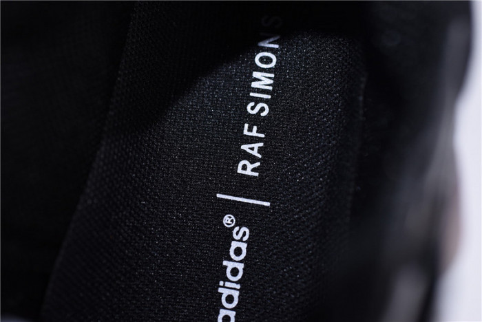 a*d*i*s ozweego 3 raf simons black blue nior blru b22539