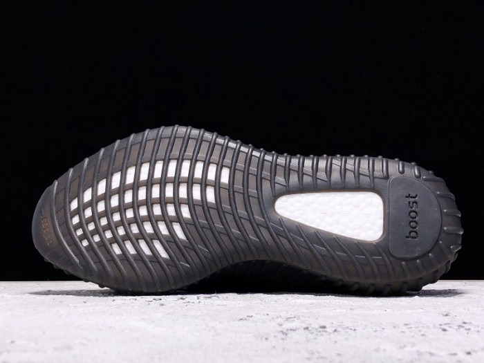 a*d*i*s Y**zy boost 350 v2 black red cp9652