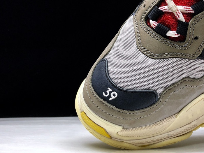 blcg sneaker triple.s.gomma 490673-w06e3-4365