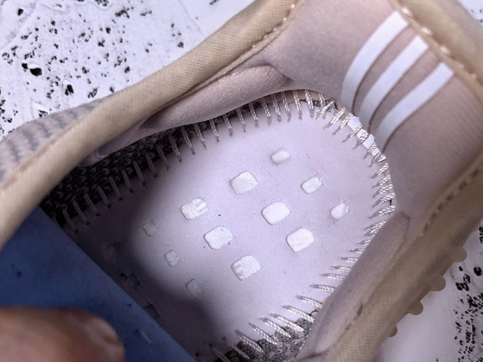 a*d*i*s Y**zy boost 350 v2 synth (non-reflective) fv5578 kids