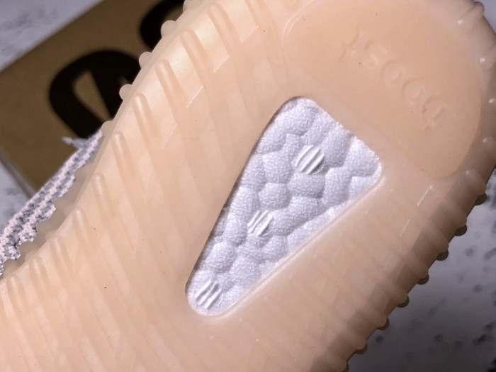 a*d*i*s Y**zy boost 350 v2 synth (non-reflective) fv5578 kids