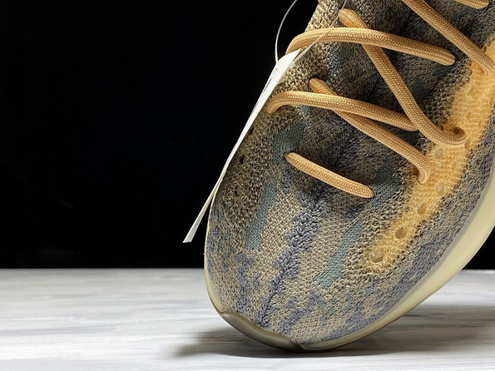 a*d*i*s Y**zy boost 380 mist earthly reflective fx9846