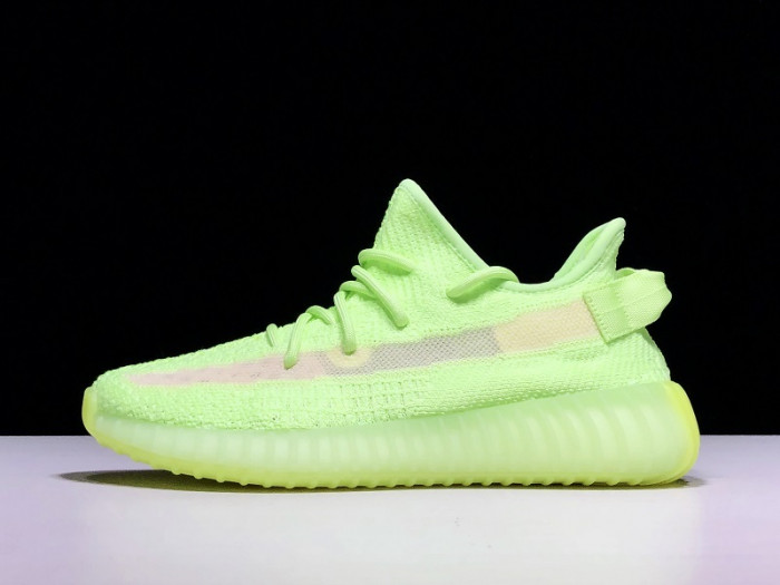a*d*i*s Y**zy boost 350 v2 “glow in the dark”eg5293