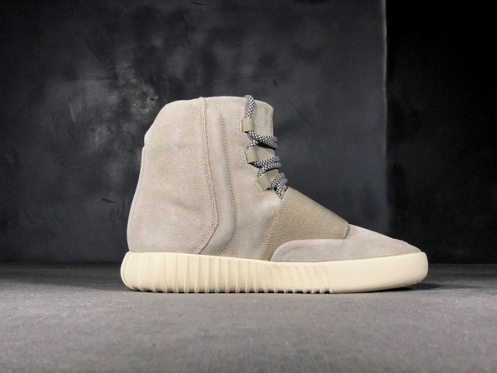 a*d*i*s Y**zy boost 750 og light brown b35309