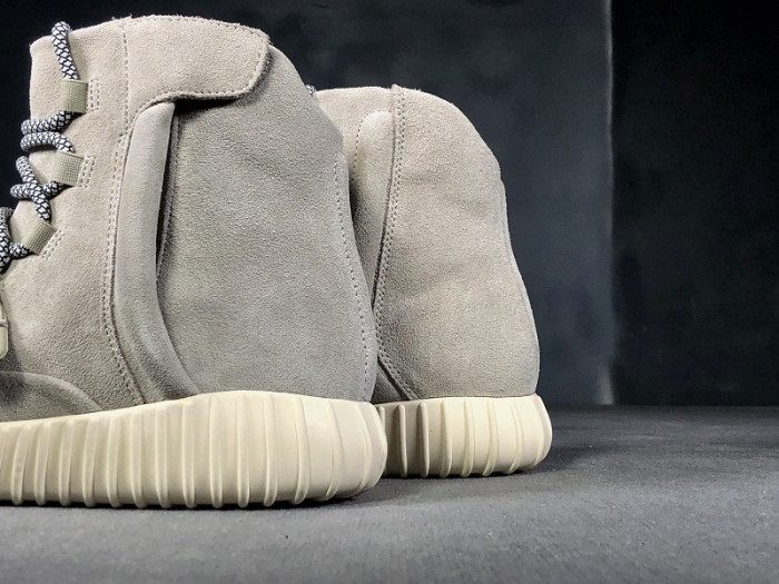 a*d*i*s Y**zy boost 750 og light brown b35309