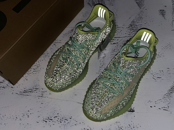 Y**zy boost 350 v2 yeezreel (reflective) fx4130