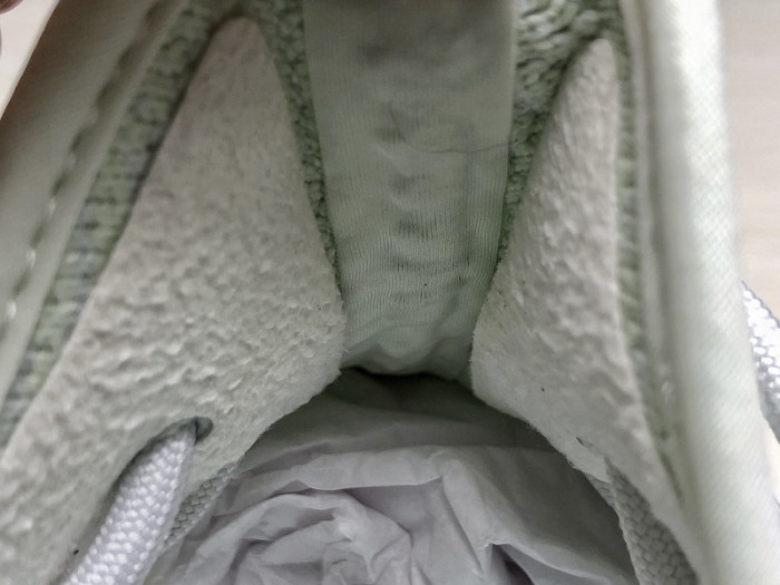 a*d*i*s Y**zy boost 350 v2 hyperspace eg7491