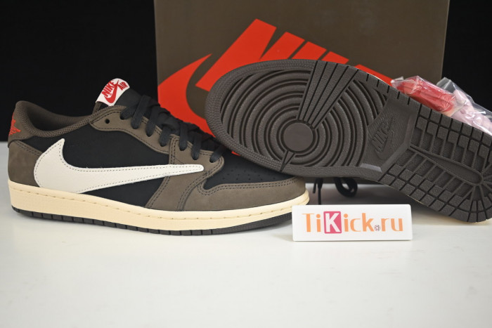 air jordan 1 travis scott x low cq4277-001