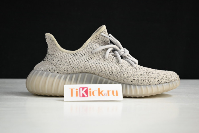 a*d*i*s Y**zy boost 350 v2 beige black hp7870