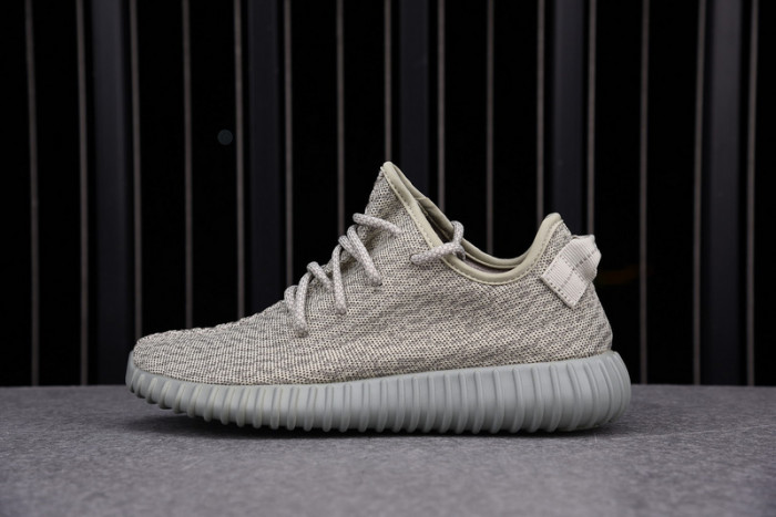 a*d*i*s Y**zy boost 350 moonrock aq2660