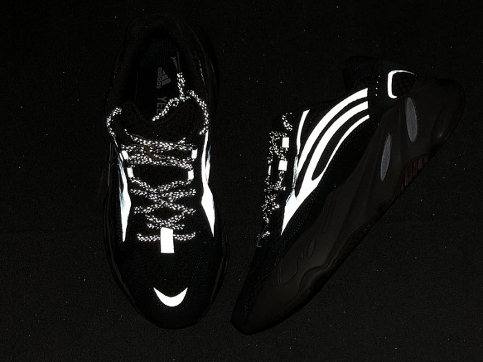 a*d*i*s Y**zy boost 700 v2 mauve - gz0724